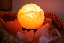 Load image into Gallery viewer, Small rose salt lamp
