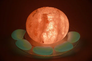Sphere salt lamp