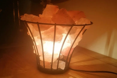 Metal Himalayan salt lamp basket